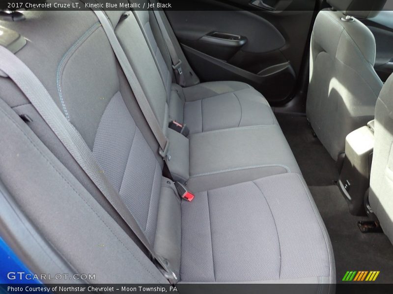 Kinetic Blue Metallic / Jet Black 2017 Chevrolet Cruze LT