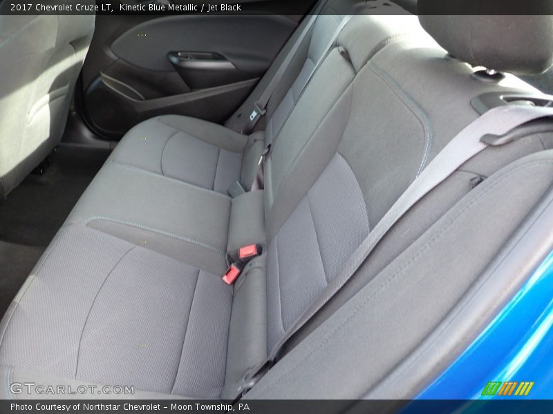 Kinetic Blue Metallic / Jet Black 2017 Chevrolet Cruze LT