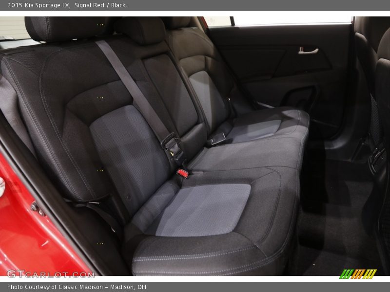Signal Red / Black 2015 Kia Sportage LX