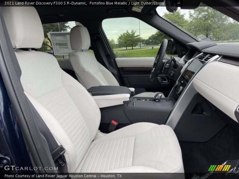  2021 Discovery P300 S R-Dynamic Light Oyster/Ebony Interior