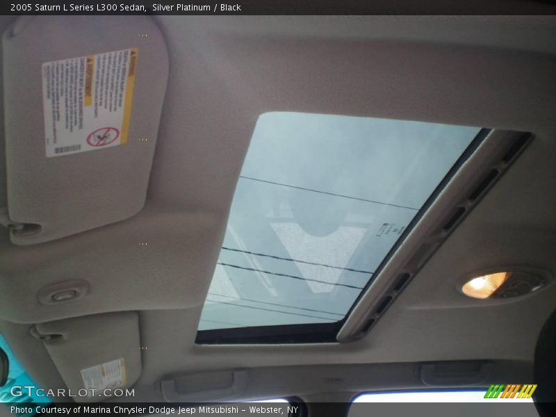 Silver Platinum / Black 2005 Saturn L Series L300 Sedan