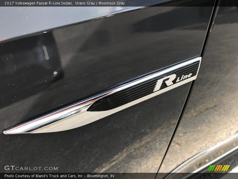 Urano Gray / Moonrock Gray 2017 Volkswagen Passat R-Line Sedan