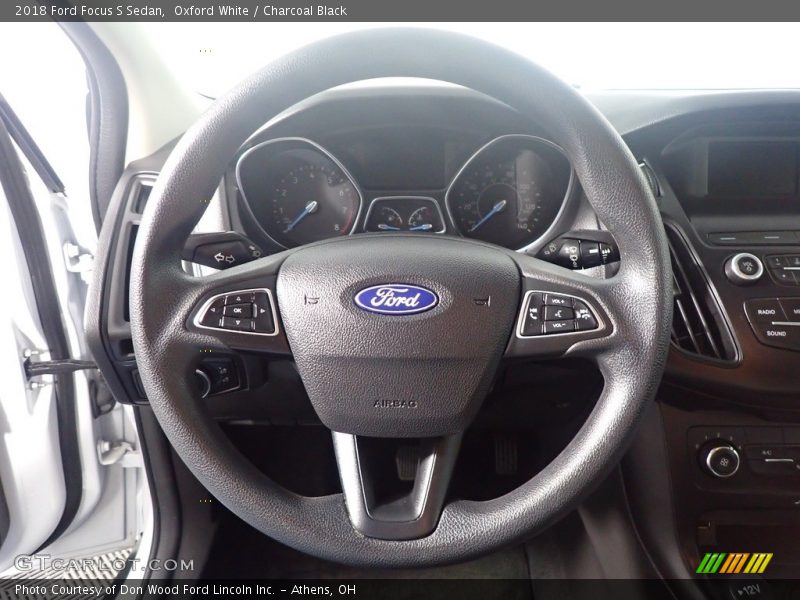 Oxford White / Charcoal Black 2018 Ford Focus S Sedan