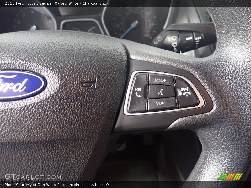 Oxford White / Charcoal Black 2018 Ford Focus S Sedan