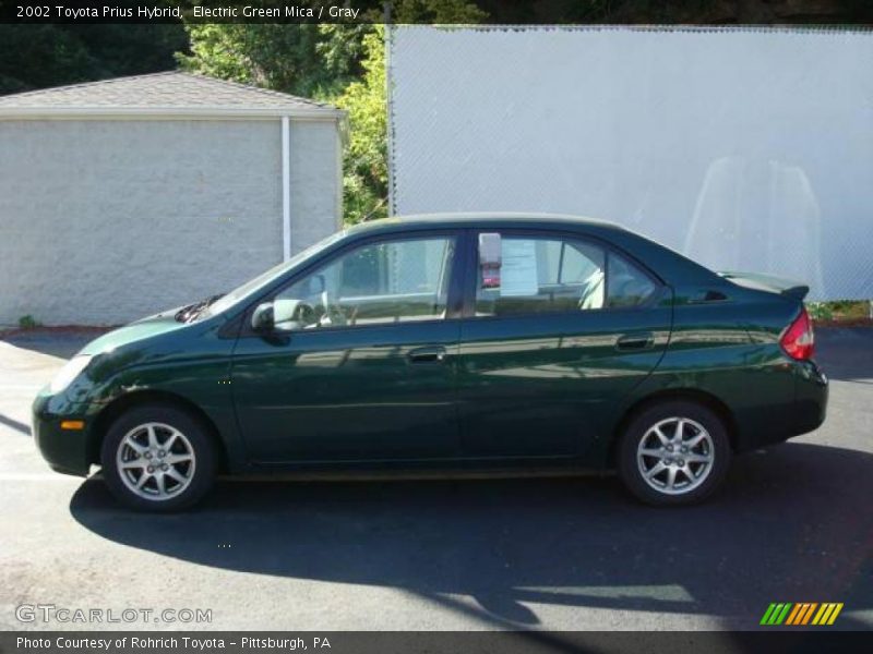 Electric Green Mica / Gray 2002 Toyota Prius Hybrid