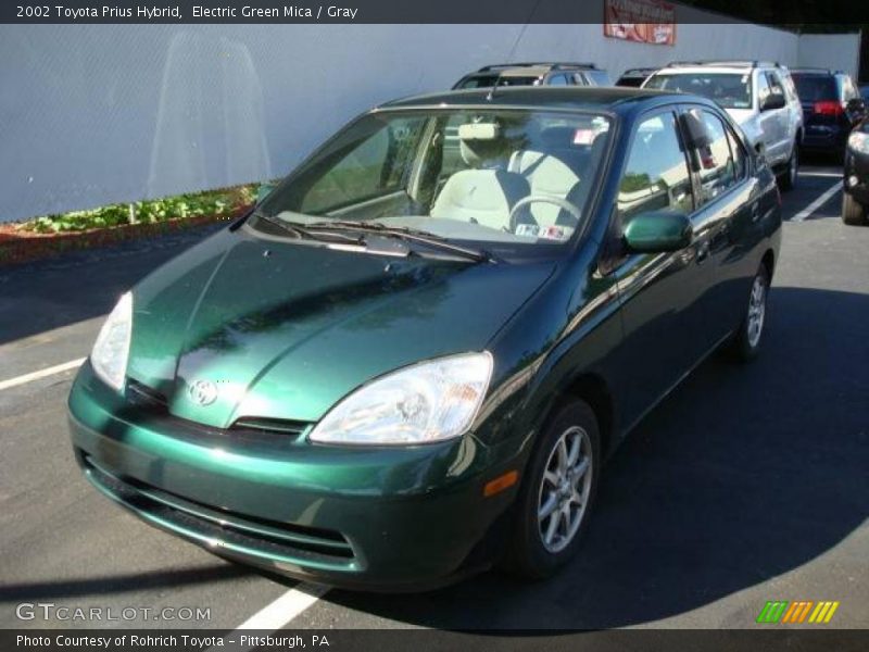 Electric Green Mica / Gray 2002 Toyota Prius Hybrid