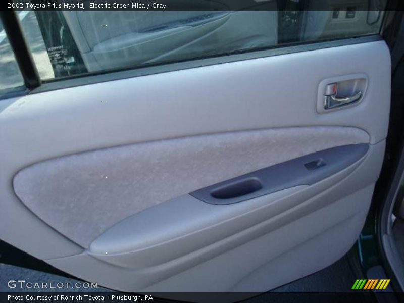 Electric Green Mica / Gray 2002 Toyota Prius Hybrid