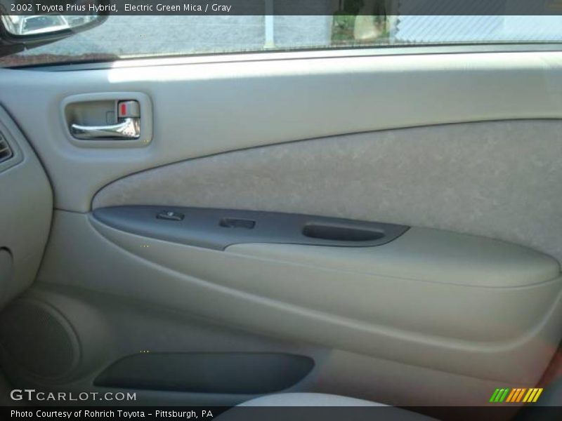 Electric Green Mica / Gray 2002 Toyota Prius Hybrid