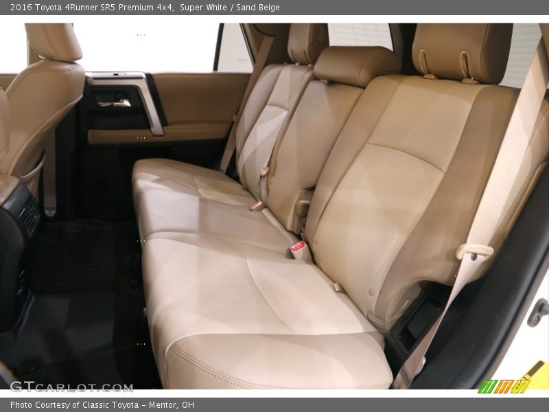 Super White / Sand Beige 2016 Toyota 4Runner SR5 Premium 4x4
