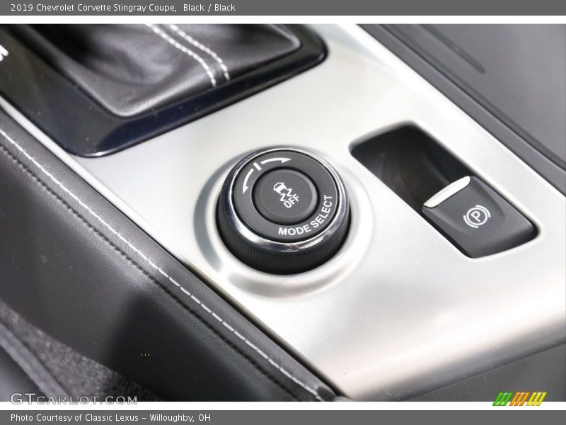 Black / Black 2019 Chevrolet Corvette Stingray Coupe