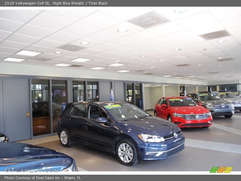 Night Blue Metallic / Titan Black 2018 Volkswagen Golf SE