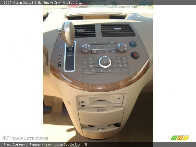 Smoke Gray Metallic / Gray 2007 Nissan Quest 3.5 SL