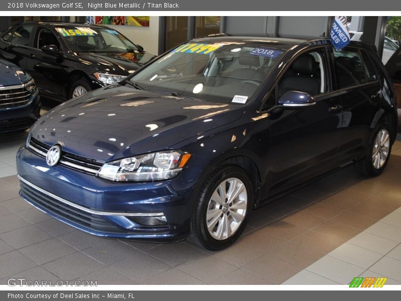 Night Blue Metallic / Titan Black 2018 Volkswagen Golf SE