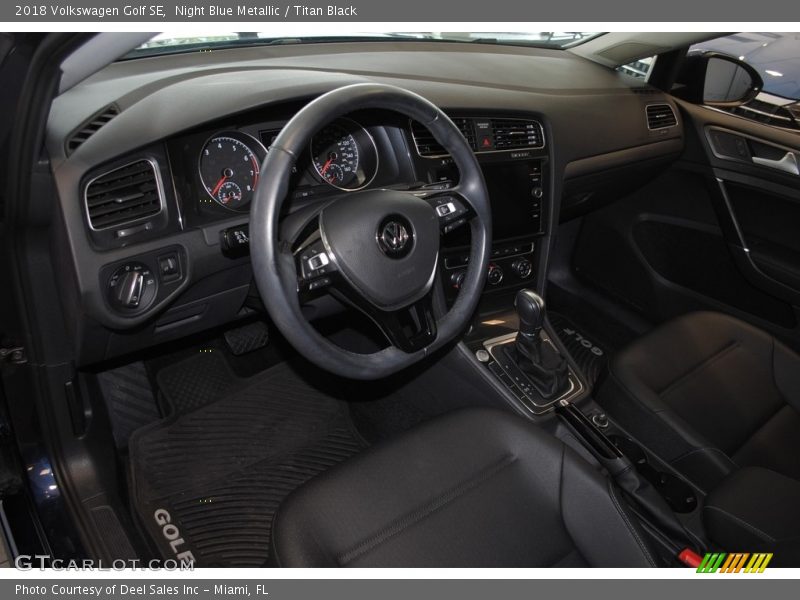 Night Blue Metallic / Titan Black 2018 Volkswagen Golf SE
