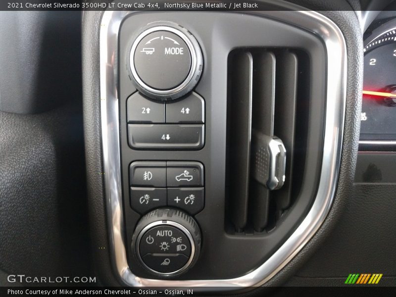 Northsky Blue Metallic / Jet Black 2021 Chevrolet Silverado 3500HD LT Crew Cab 4x4