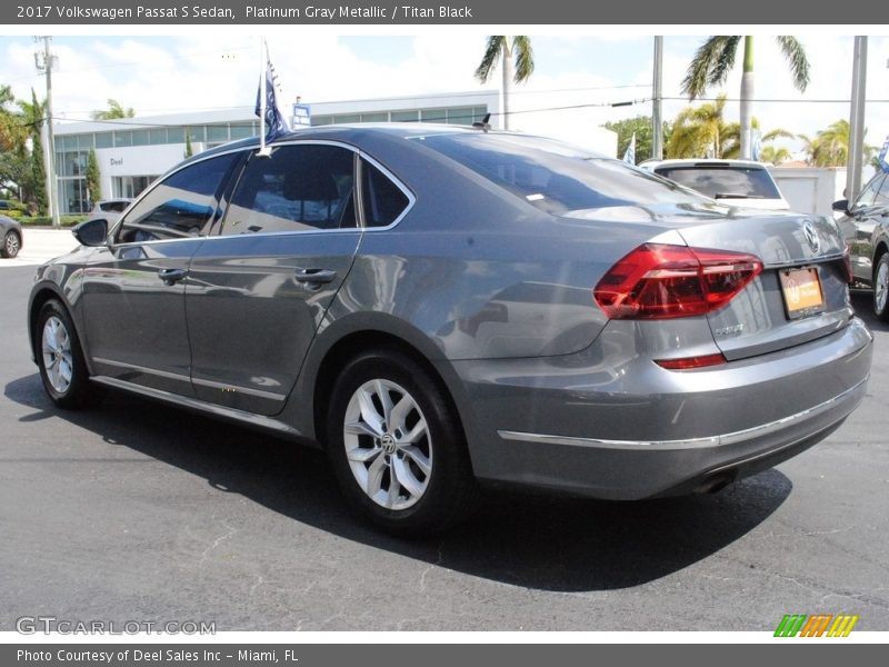 Platinum Gray Metallic / Titan Black 2017 Volkswagen Passat S Sedan