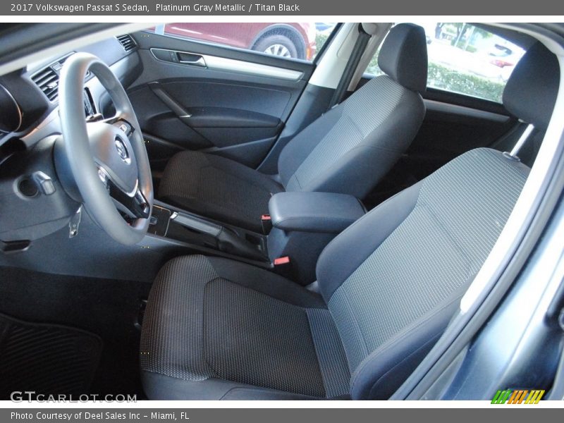 Platinum Gray Metallic / Titan Black 2017 Volkswagen Passat S Sedan