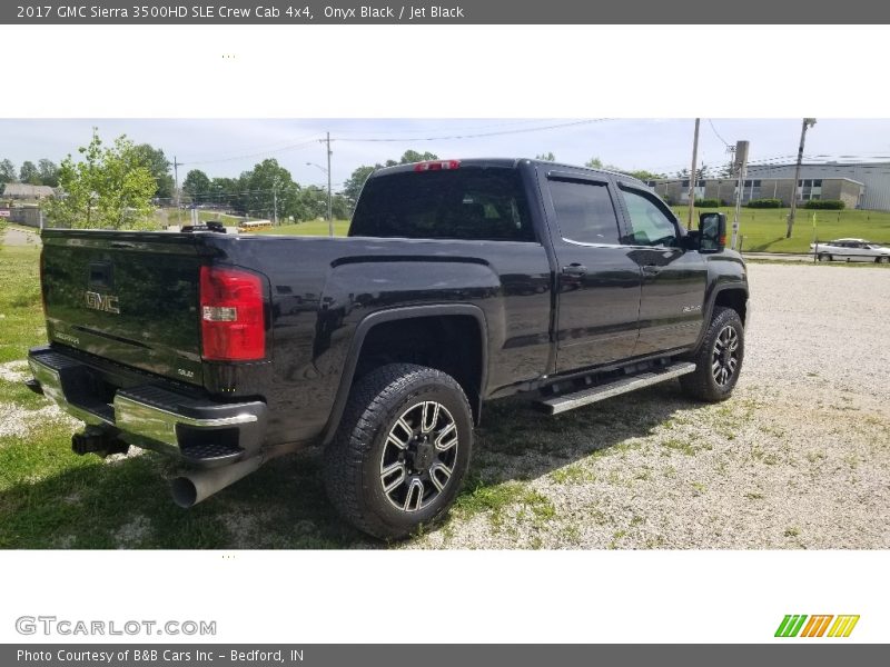  2017 Sierra 3500HD SLE Crew Cab 4x4 Onyx Black