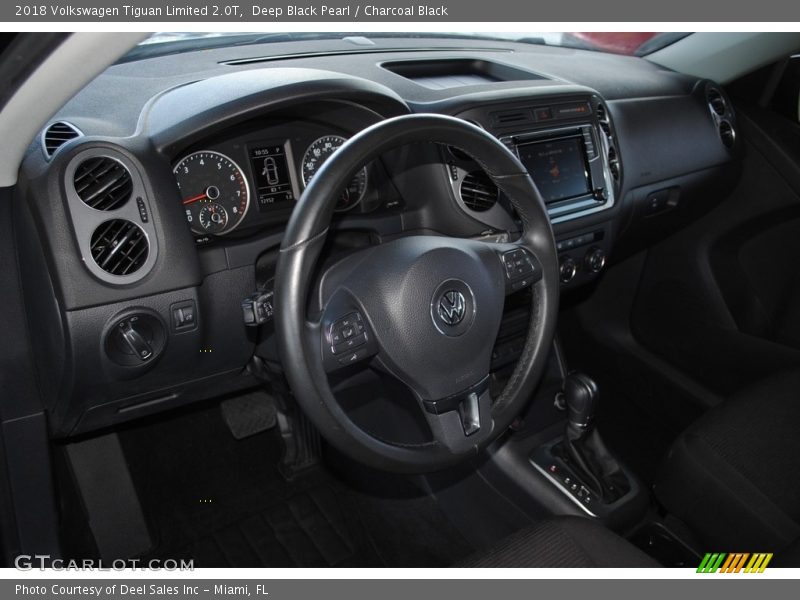 Deep Black Pearl / Charcoal Black 2018 Volkswagen Tiguan Limited 2.0T