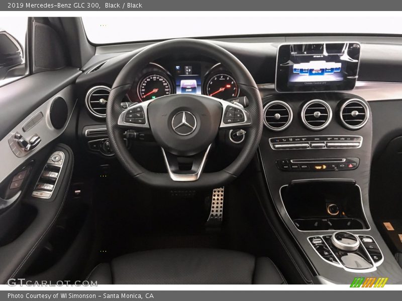 Black / Black 2019 Mercedes-Benz GLC 300