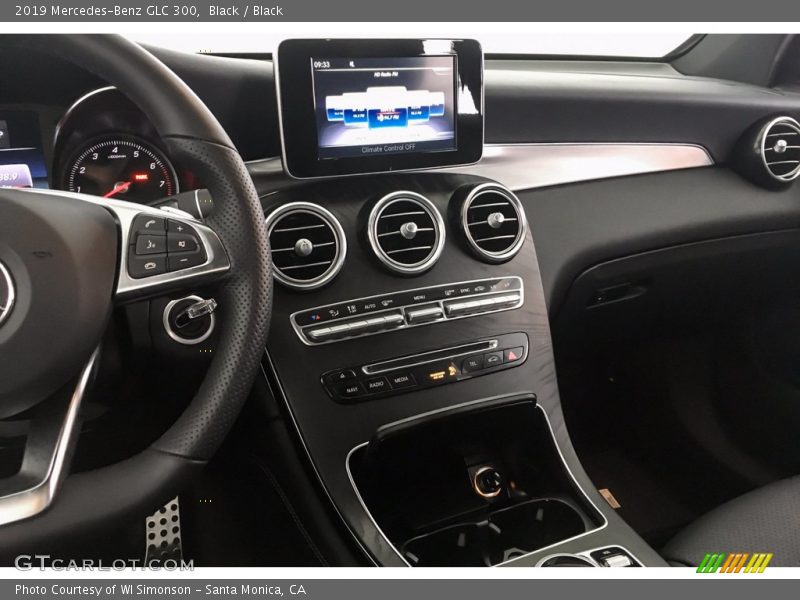 Black / Black 2019 Mercedes-Benz GLC 300