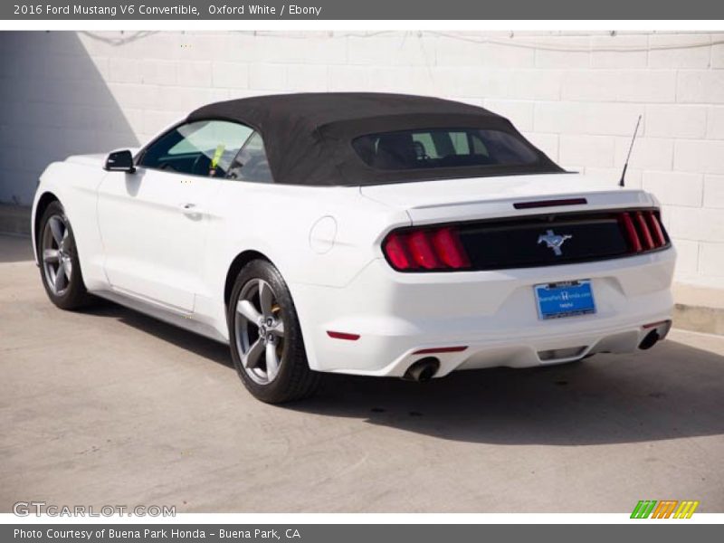 Oxford White / Ebony 2016 Ford Mustang V6 Convertible