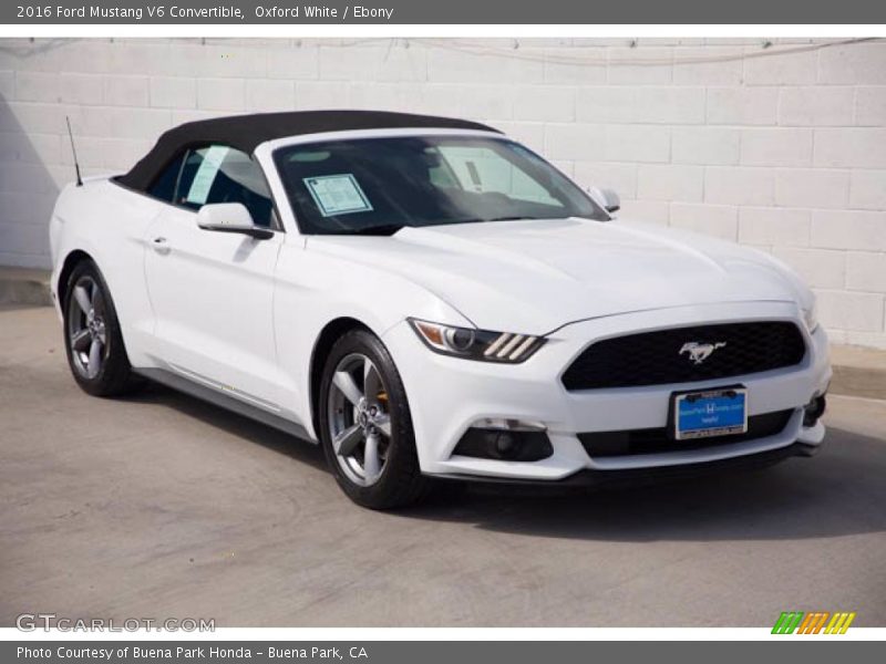 Oxford White / Ebony 2016 Ford Mustang V6 Convertible