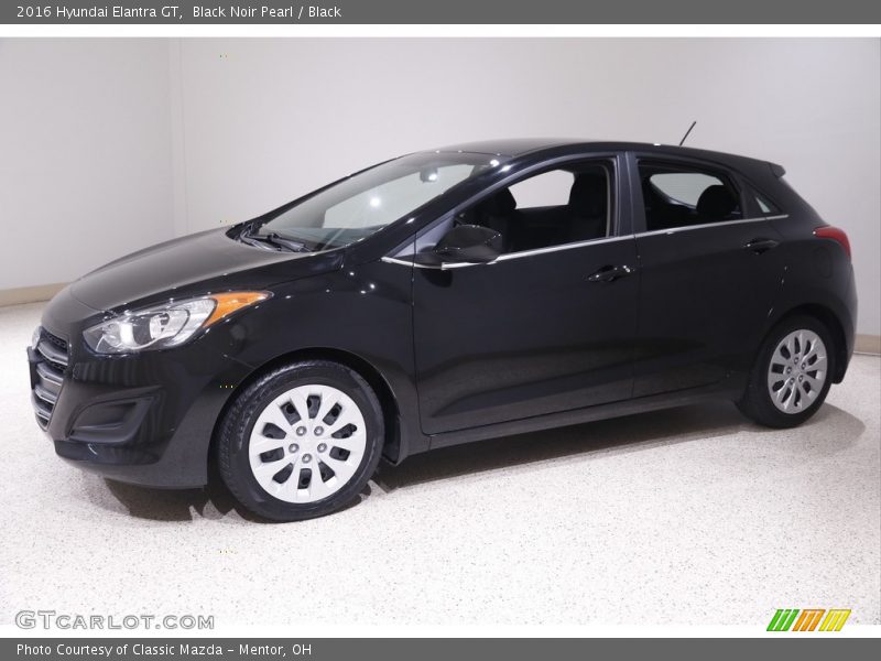 Black Noir Pearl / Black 2016 Hyundai Elantra GT