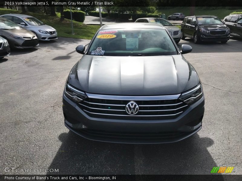 Platinum Gray Metallic / Titan Black 2019 Volkswagen Jetta S