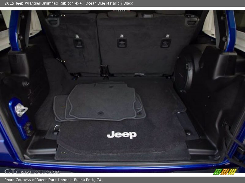 Ocean Blue Metallic / Black 2019 Jeep Wrangler Unlimited Rubicon 4x4