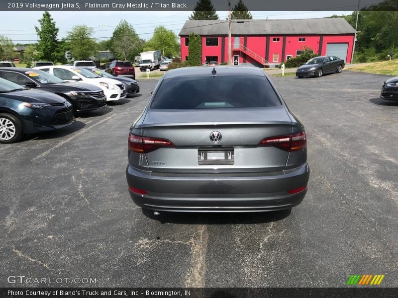 Platinum Gray Metallic / Titan Black 2019 Volkswagen Jetta S