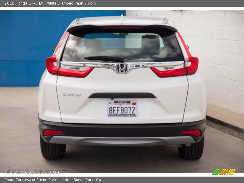 White Diamond Pearl / Ivory 2018 Honda CR-V LX