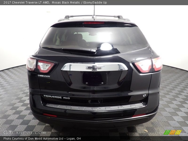 Mosaic Black Metallic / Ebony/Saddle Up 2017 Chevrolet Traverse LT AWD