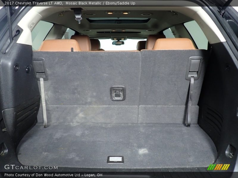 Mosaic Black Metallic / Ebony/Saddle Up 2017 Chevrolet Traverse LT AWD