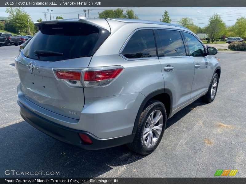Silver Sky Metallic / Ash 2015 Toyota Highlander XLE