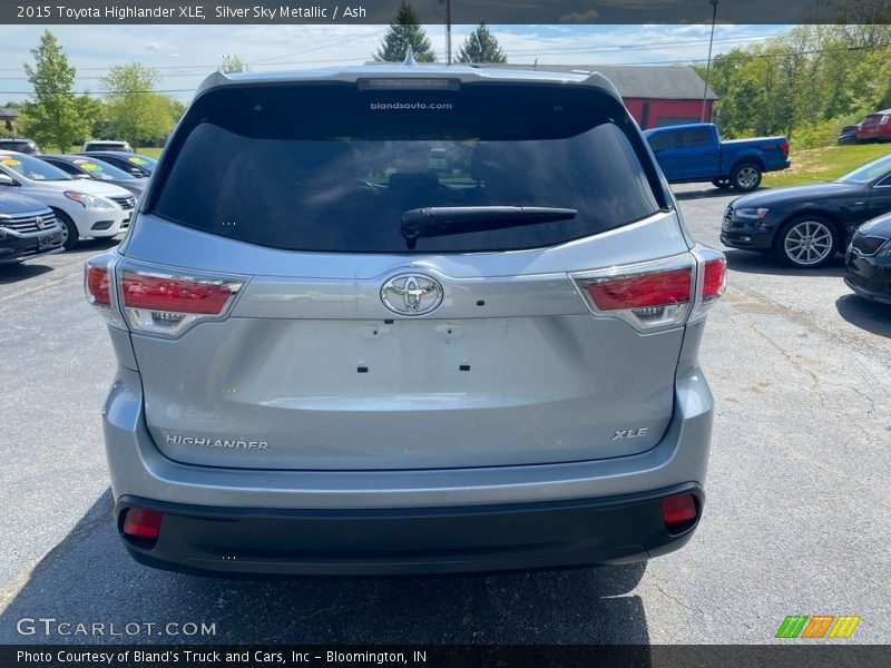 Silver Sky Metallic / Ash 2015 Toyota Highlander XLE