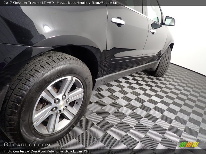 Mosaic Black Metallic / Ebony/Saddle Up 2017 Chevrolet Traverse LT AWD