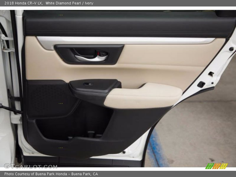 White Diamond Pearl / Ivory 2018 Honda CR-V LX