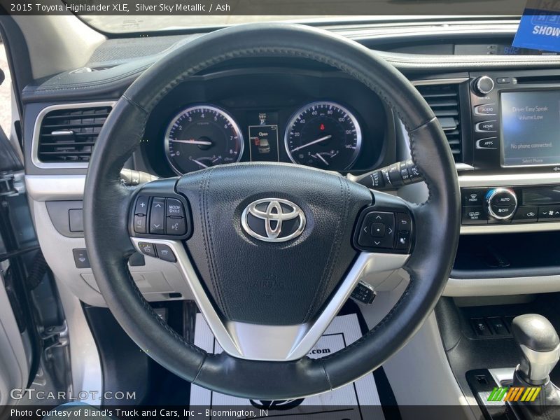 Silver Sky Metallic / Ash 2015 Toyota Highlander XLE