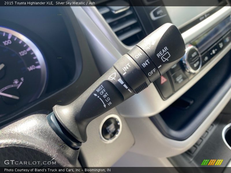 Silver Sky Metallic / Ash 2015 Toyota Highlander XLE
