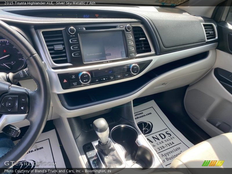 Silver Sky Metallic / Ash 2015 Toyota Highlander XLE