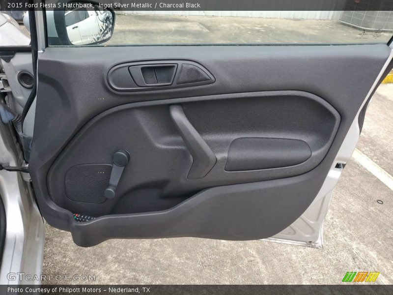 Door Panel of 2015 Fiesta S Hatchback