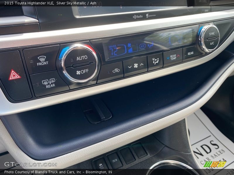 Silver Sky Metallic / Ash 2015 Toyota Highlander XLE