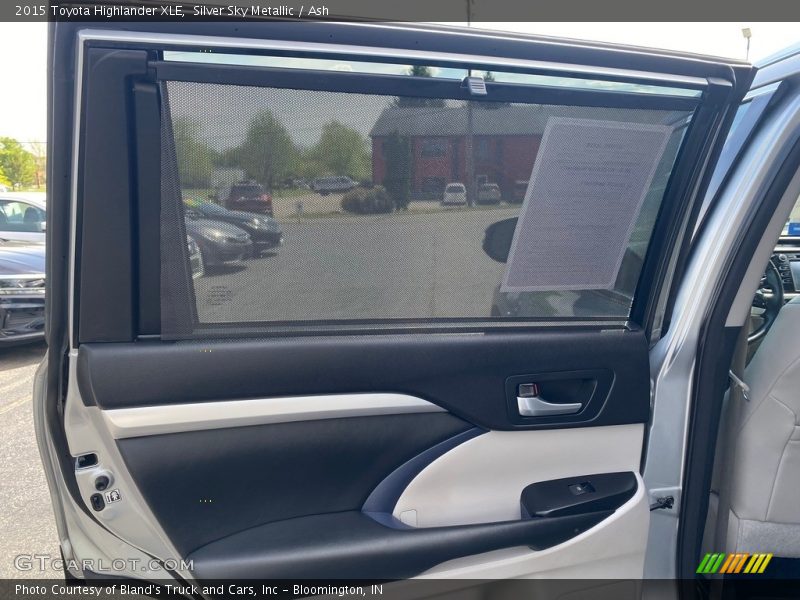 Silver Sky Metallic / Ash 2015 Toyota Highlander XLE