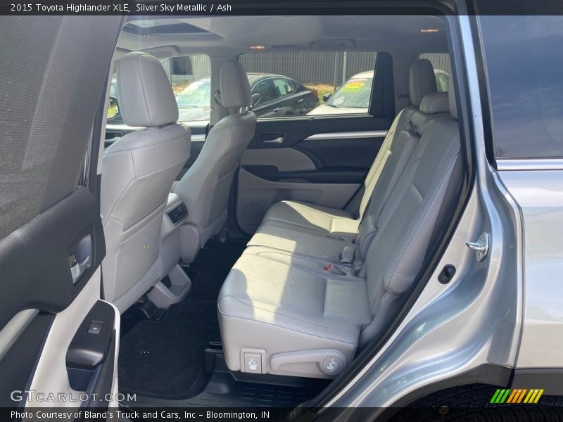 Silver Sky Metallic / Ash 2015 Toyota Highlander XLE
