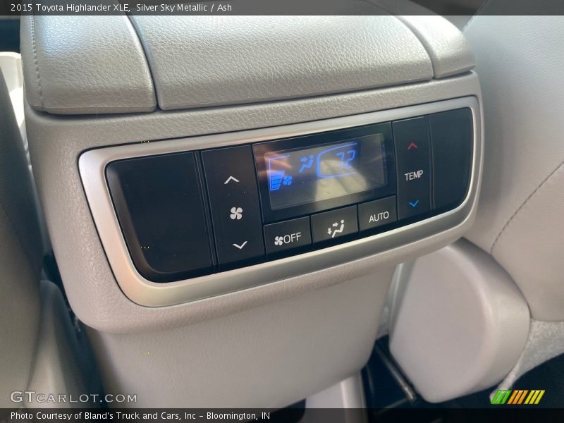 Silver Sky Metallic / Ash 2015 Toyota Highlander XLE