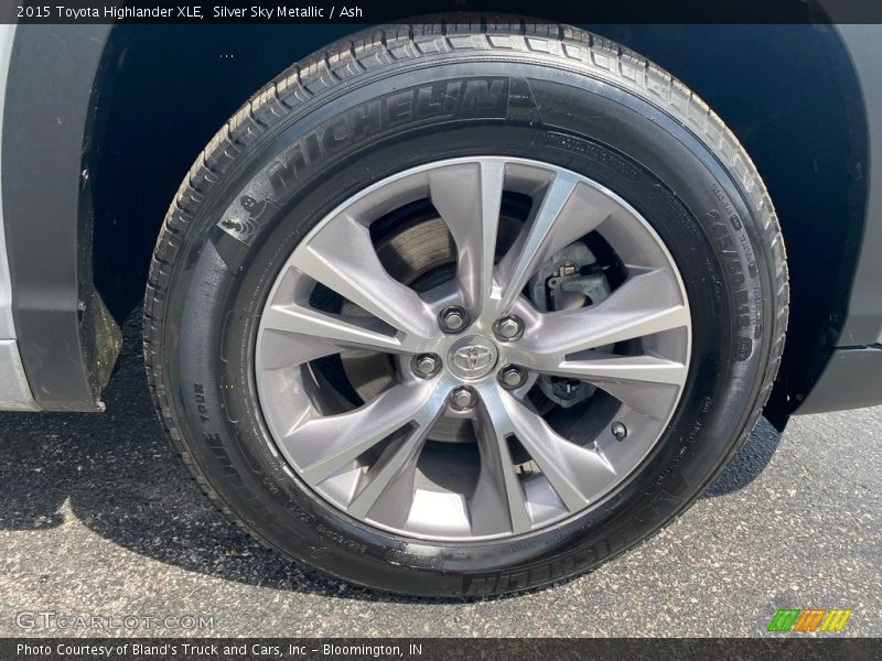 Silver Sky Metallic / Ash 2015 Toyota Highlander XLE