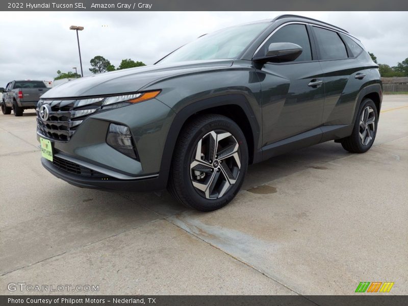 Front 3/4 View of 2022 Tucson SEL
