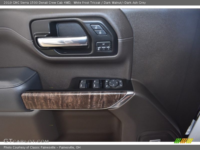 White Frost Tricoat / Dark Walnut/­Dark Ash Grey 2019 GMC Sierra 1500 Denali Crew Cab 4WD