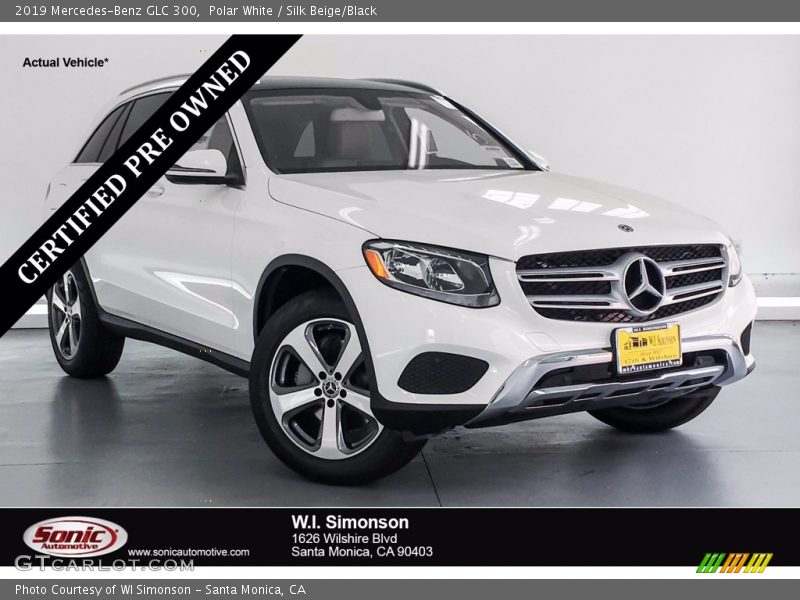 Polar White / Silk Beige/Black 2019 Mercedes-Benz GLC 300